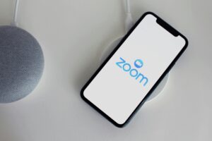 Zoom Expands Phone Service